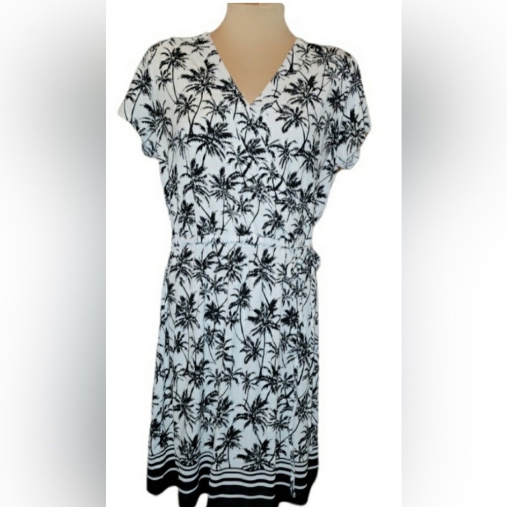 Brooks‎ Brother Floral Black White Dress Women’s Size Medium